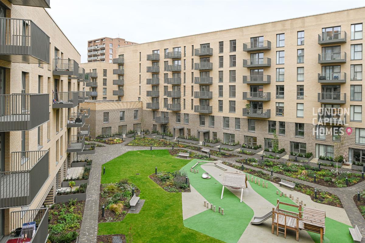 Nuthatch Apartments, 16 Shearwater Drive, London
